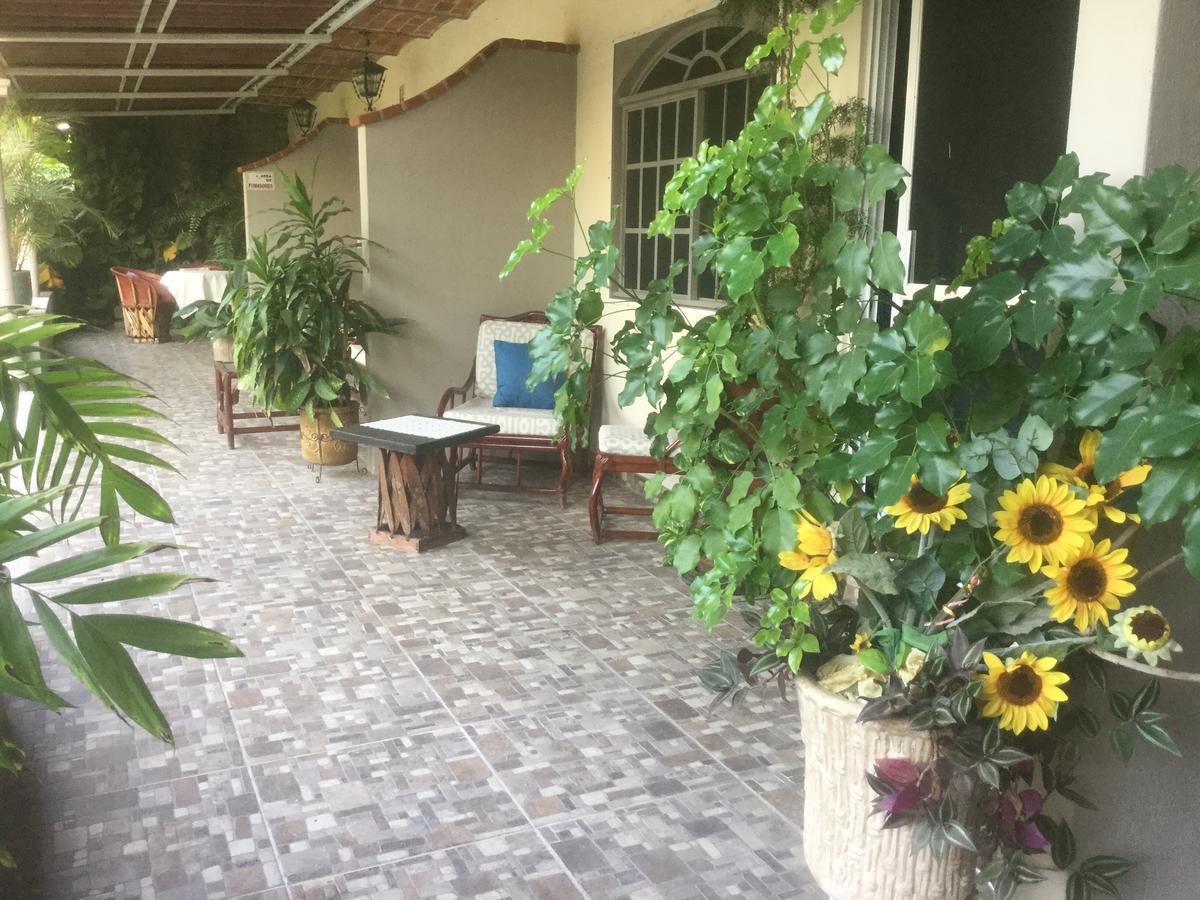 Casa De La Abuela Acomodação com café da manhã Ajijic Exterior foto